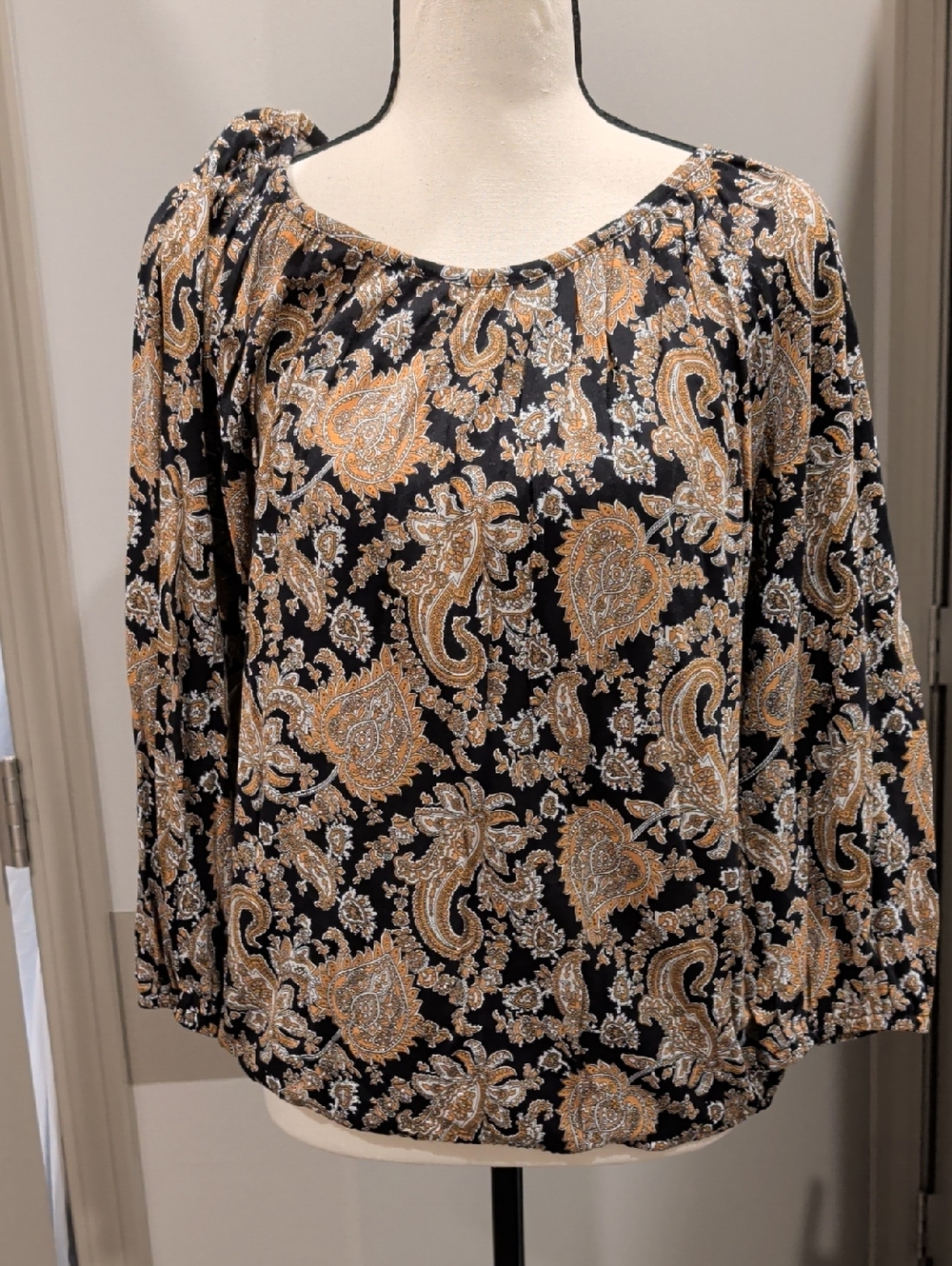 Michael Kors Black Paisley Print Long-Sleeve Blouse with Tan Accents